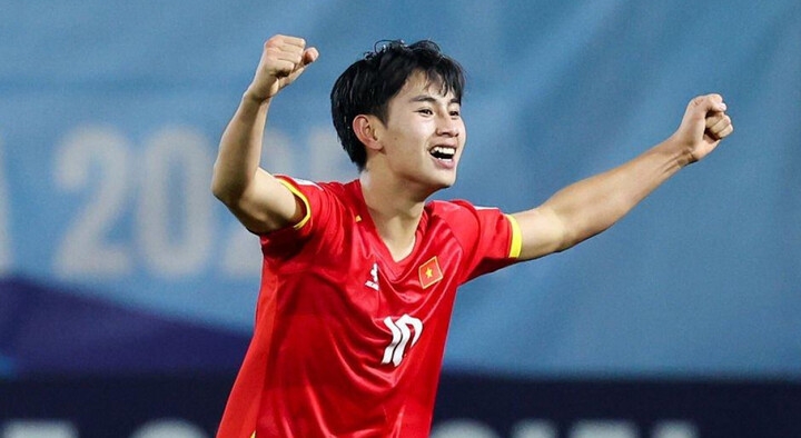 Trần Gia Bảo của U17 Việt Nam đắt giá thứ 2 tại U17 châu Á 2025
